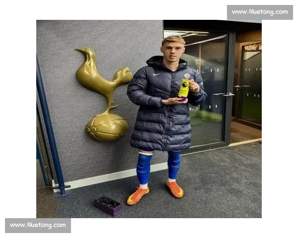 帕尔默 8.8 分全场最佳！1 助攻 2 造杀机难掩传中短板，6 射 3 正成进攻核心