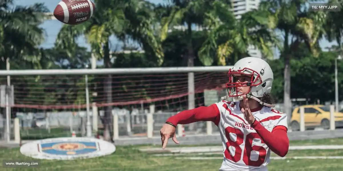 JDB电子平台篮球划过弧线，入网的瞬间，是热血与青春的碰撞🏀